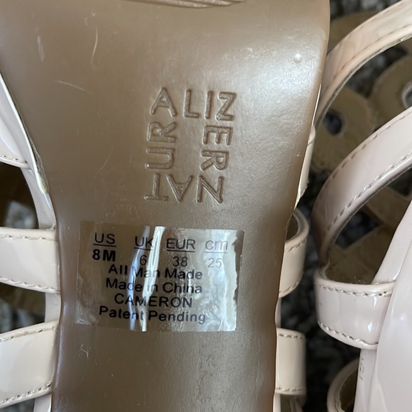 NATURALIZER | Strappy Sandals - Picture 9 of 9